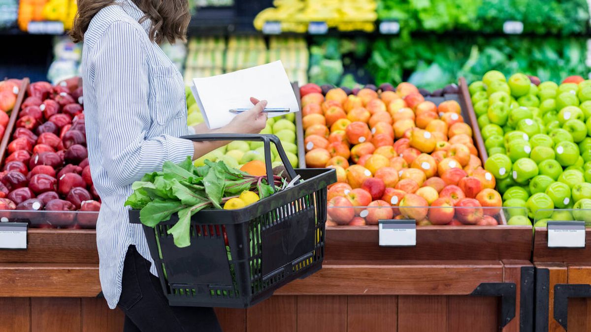 Horarios de los supermercados este festivo 15 de agosto: ¿abren Mercadona, Carrefour o Lidl?