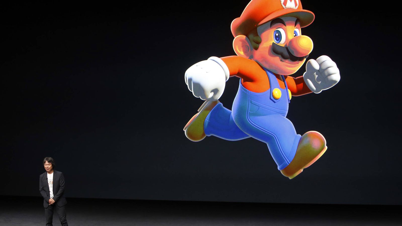 Foto: Shigeru Miyamoto, creador de Super Mario, durante la presentación de Apple. (Foto: Reuters)