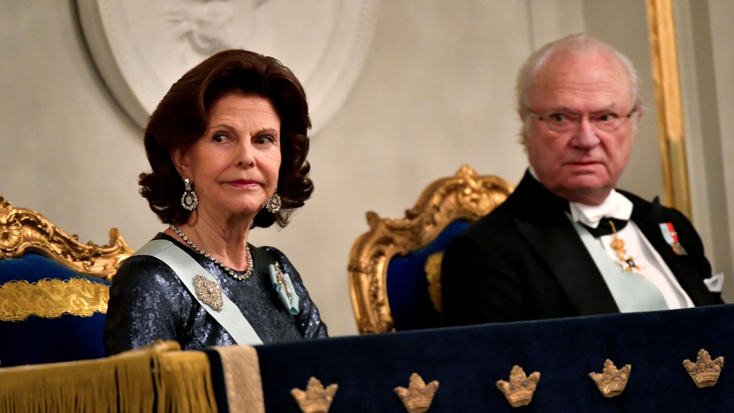 La reina Silvia y el rey Carlos Gustavo, en una imagen de archivo. (Reuters)