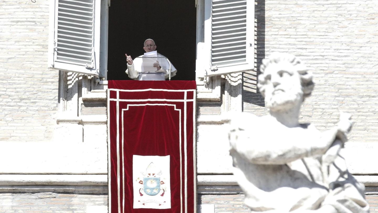 El papa Francisco este domingo tras la cumbre. (EFE)