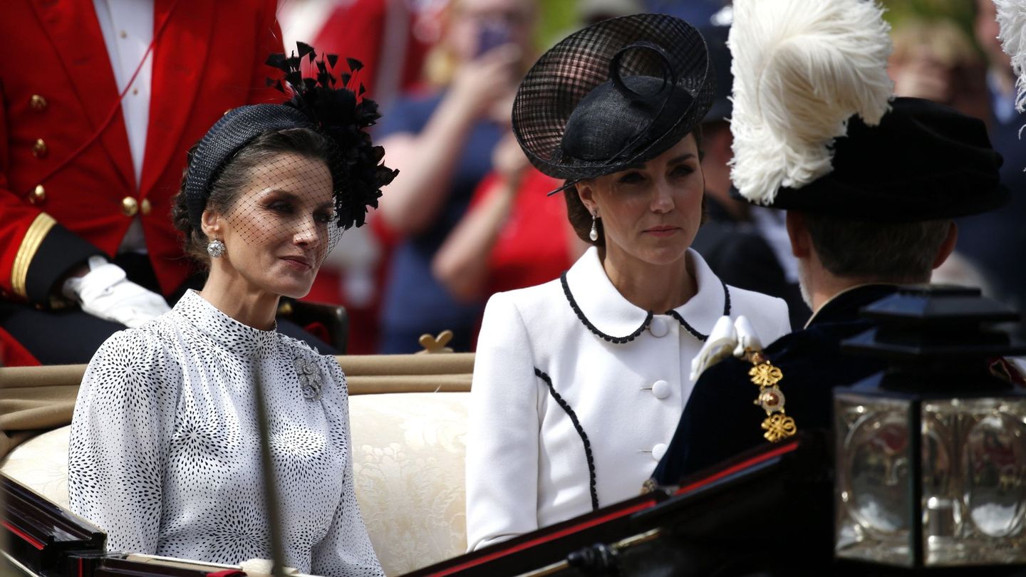 La Reina y la duquesa de Cambridge. (EFE)