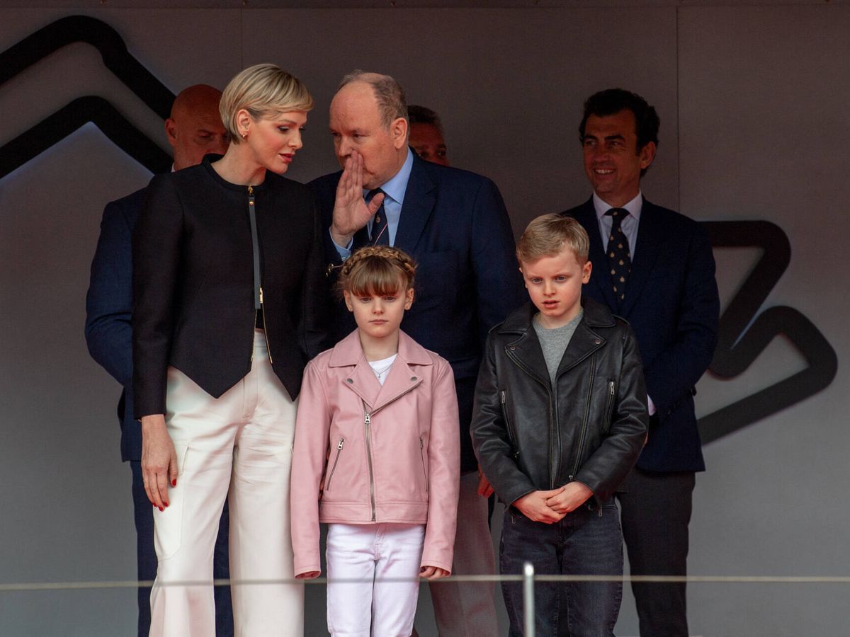 Foto: Los príncipes Alberto y Charlène de Mónaco, con sus hijos. (Gtres)
