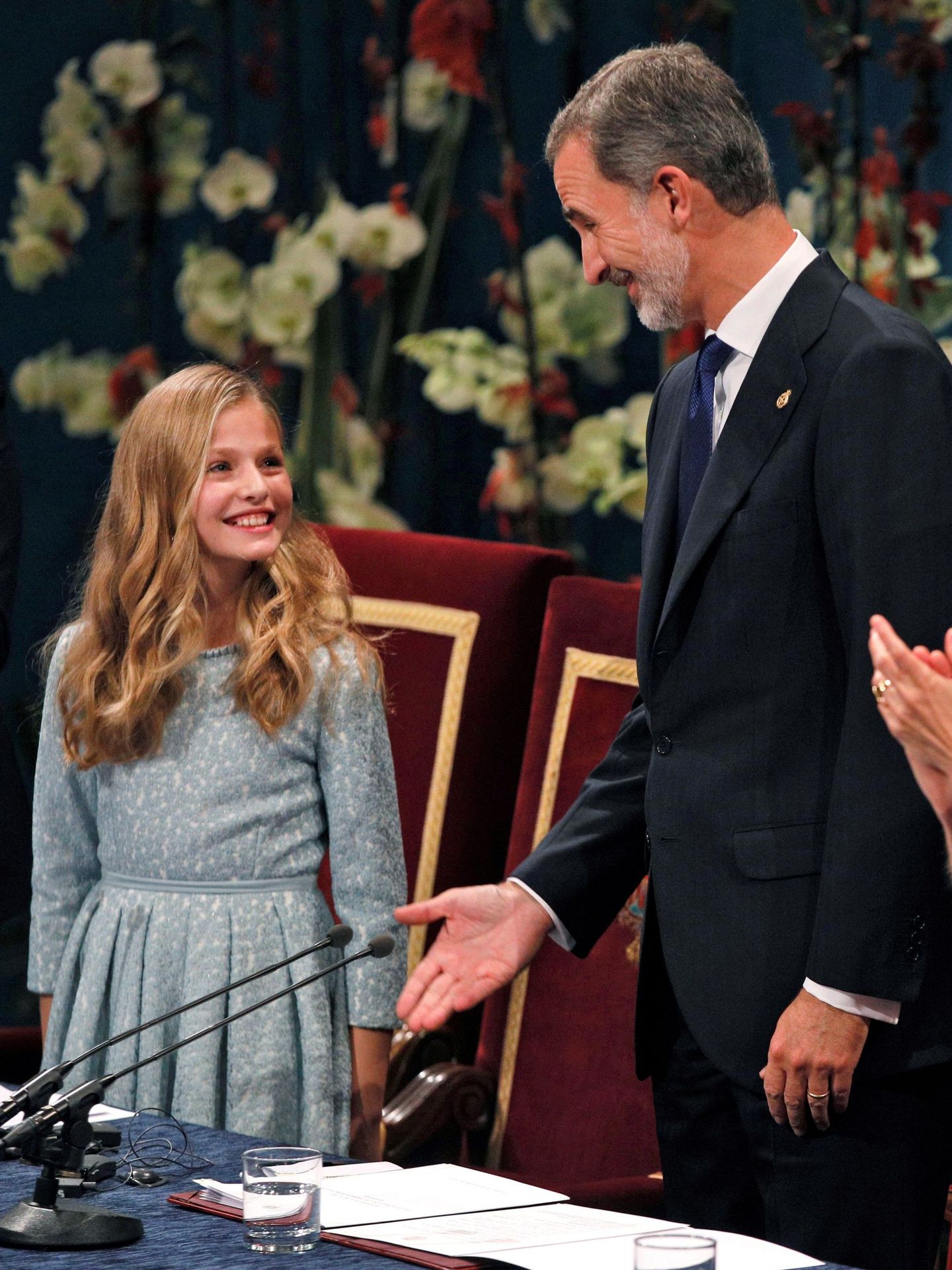 El rey Felipe y la princesa Leonor, en la ceremonia de entrega de los Premios Princesa de Asturias 2019. (EFE/Alberto Morante)