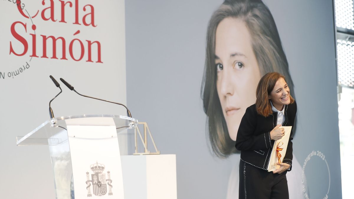 Carla Simón recibe el Premio Nacional de Cinematografía: "Hay que proteger el cine independiente"