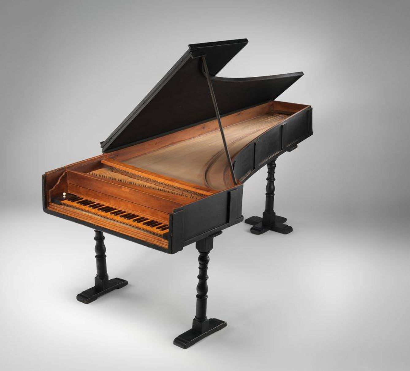 El piano más antiguo del mundo. (MET)