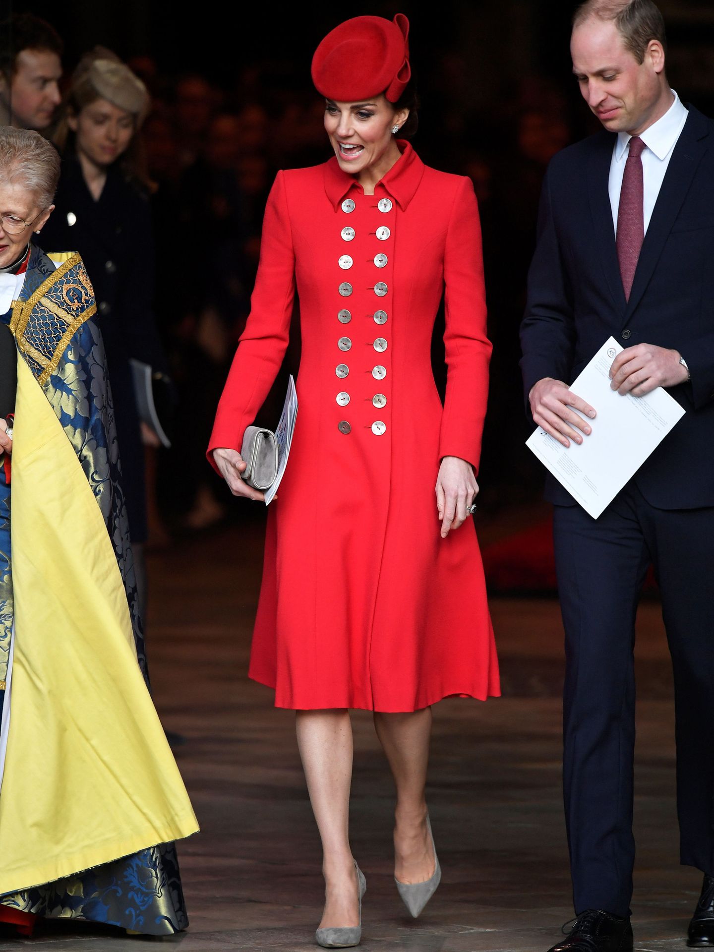 Kate Middleton, con abrigo rojo. (Reuters/Toby Melville)