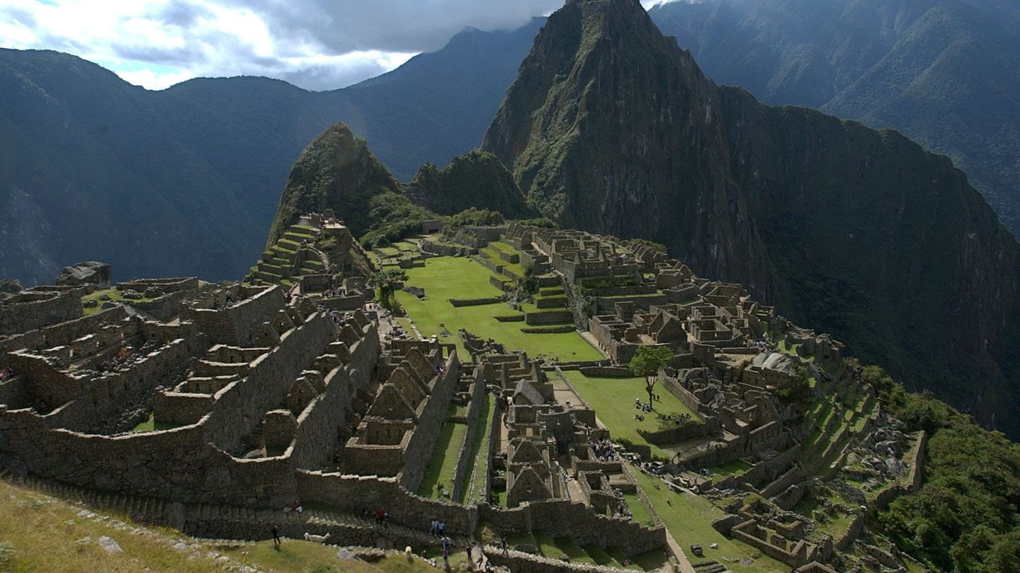 El Machu Picchu, Patrimonio Mundial de la Unesco desde 1983 (EFE/Paolo Aguilar)