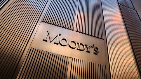 Moody's manda a casa a su plantilla de China por miedo a represalias tras rebajar sus perspectivas