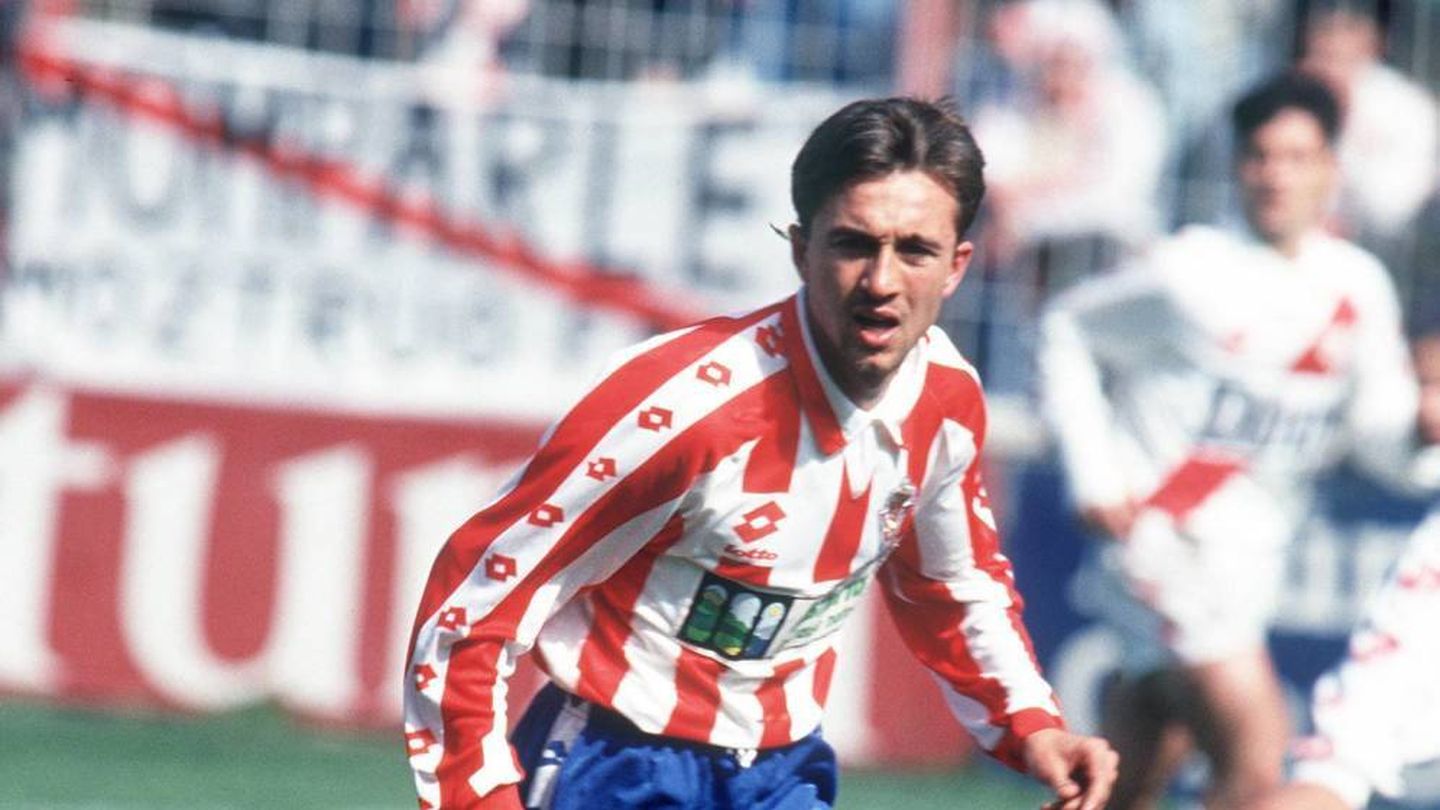 Juanele, en un partido con el Sporting de Gijón