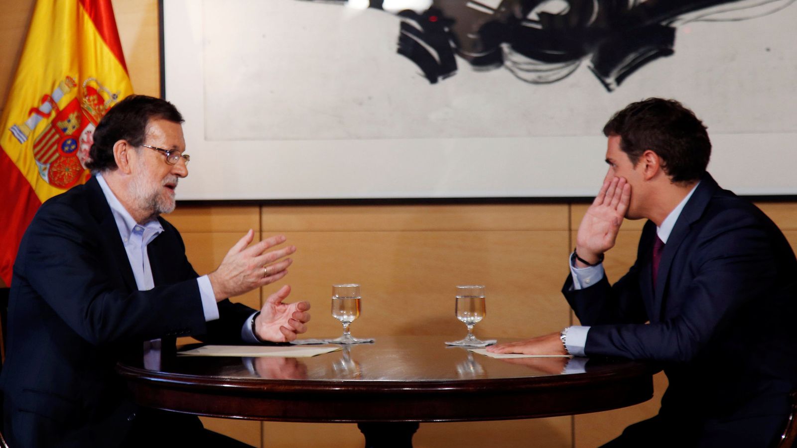Foto: El presidente en funciones y candidato del PP a la investidura, Mariano Rajoy, durante su última reunión con el líder de Ciudadanos, Albert Rivera, el pasado 18 de agosto. (Reuters)