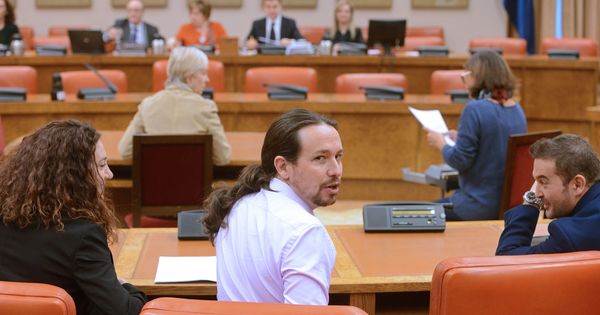 Foto: El líder de Podemos, Pablo Iglesias, en la Comisión de Seguimiento y Evaluación de los Acuerdos Pacto de Toledo. (EFE)