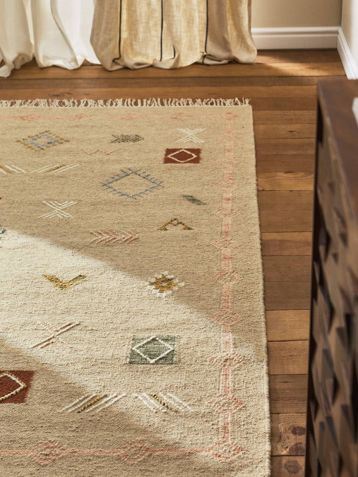 Estas alfombras de Zara Home conseguirán que tu dormitorio parezca  completamente nuevo