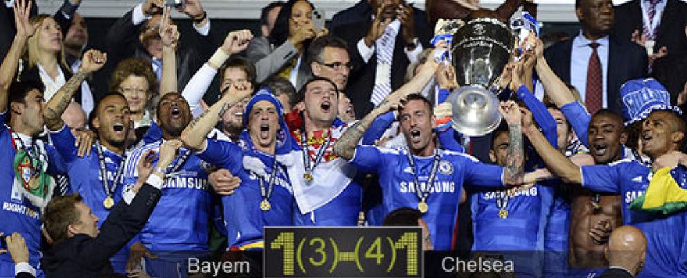 Foto: Un imperial Drogba y un acertado Cech otorgan al Chelsea su primera Champions