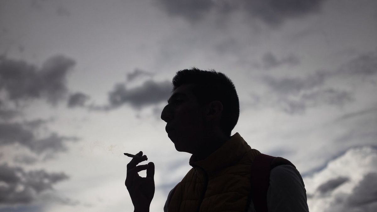 Dejar de fumar con sustitutivos puede extender el cáncer de pulmón al cerebro