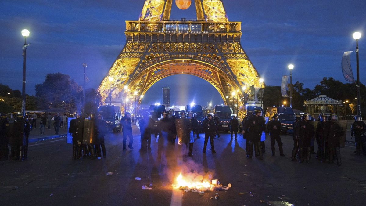 “Estamos al borde de la guerra civil”:  Francia alerta de los problemas que vienen