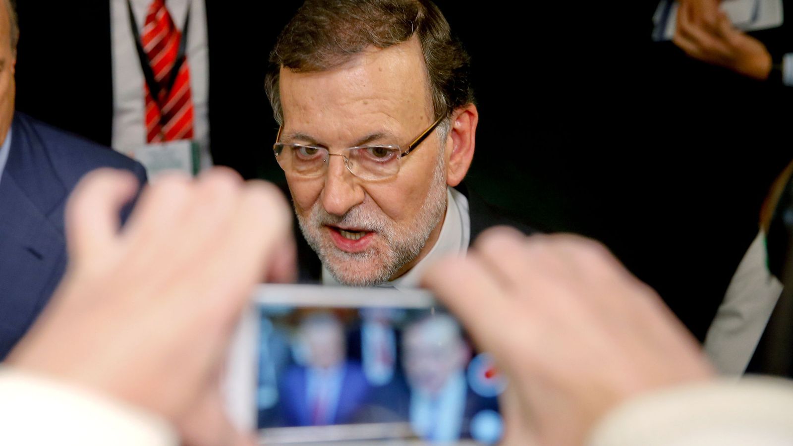 Foto: El presidente del Gobierno, Mariano Rajoy, a su salida del debate con Pedro Sánchez. (EFE)
