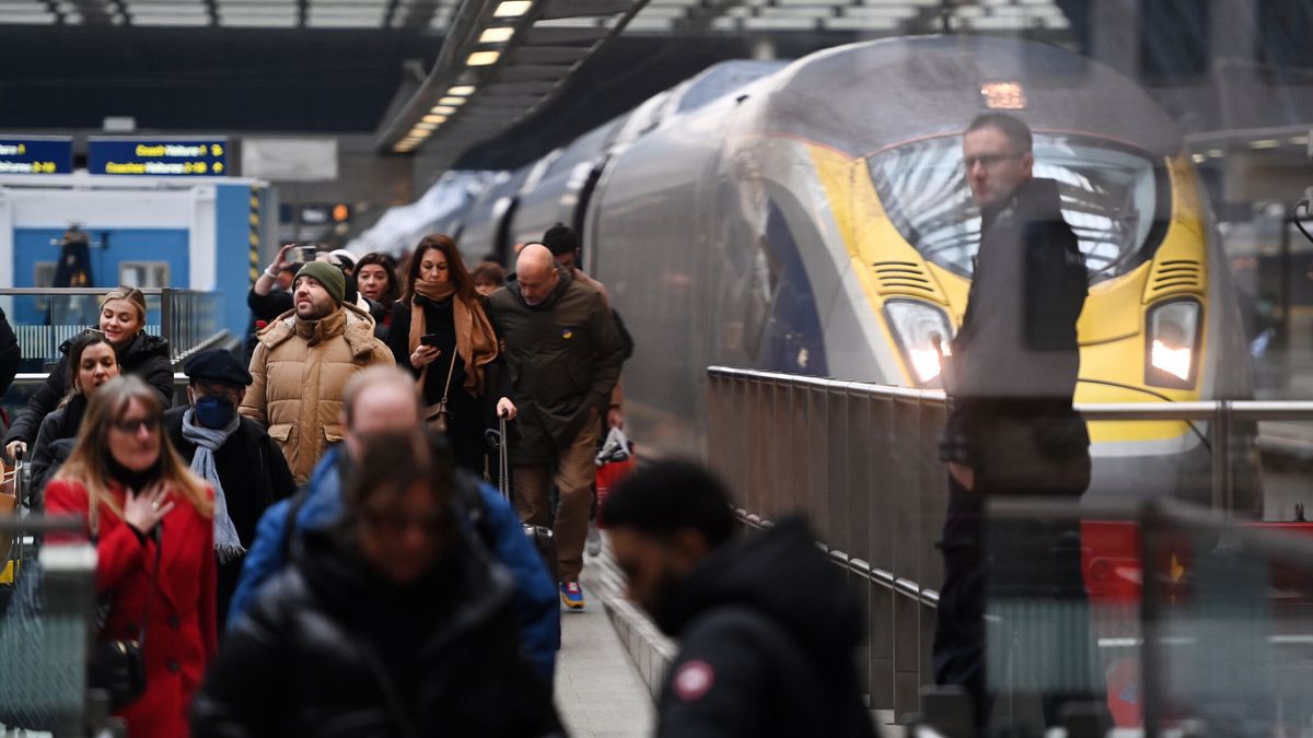¿Hay luz al final del túnel del Eurostar? La permacrisis del tren que une a UK y Europa