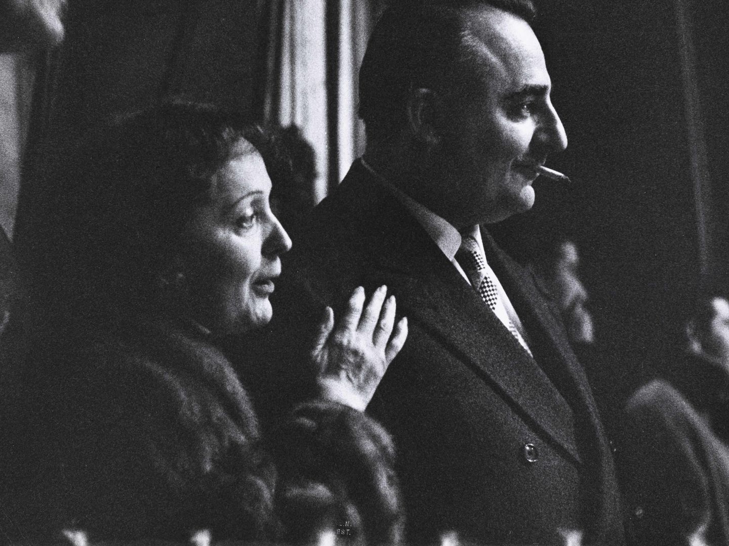 Edith Piaf y Bruno Coquatrix. (Frank Horvat, BnF, Estampes et Photograhapie)