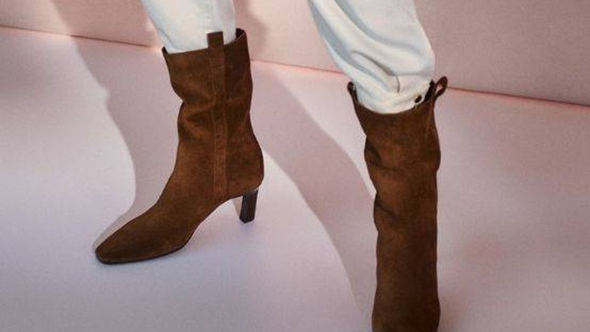 Estos botines de tacón sensato de Massimo Dutti son cómodos y puro estilo para el día a día