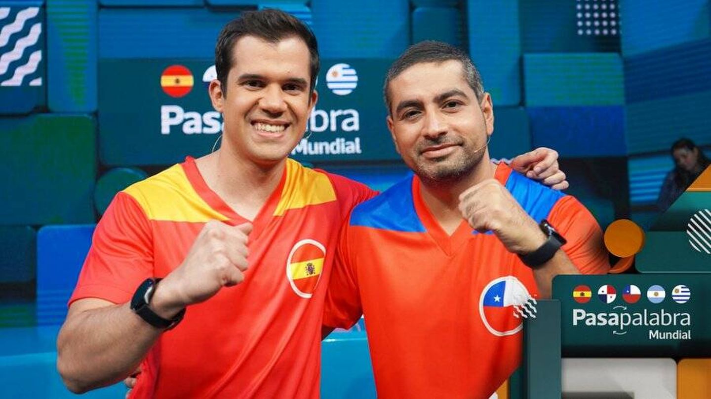 Nacho Mangut, junto a Félix Jacob, concursante chileno. (ECTV/Chilevisión)