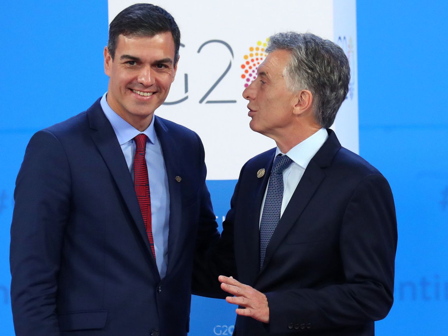 Pedro Sanchez y Mauricio Macri. (Reuters)