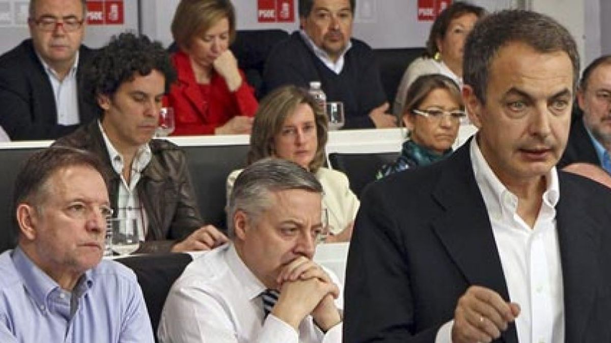 Zapatero lanza un guiño polémico: "El PSOE tiene cerebro femenino"