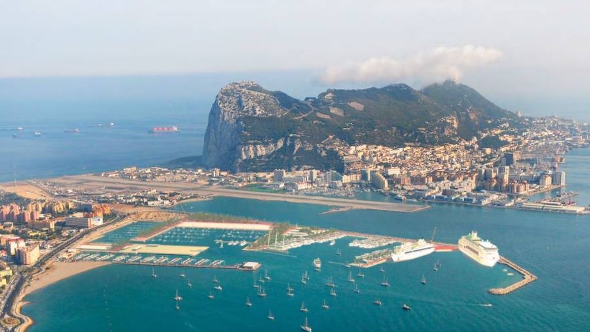 El plan de La Línea para robarle turistas a Gibraltar: un puerto para cruceros