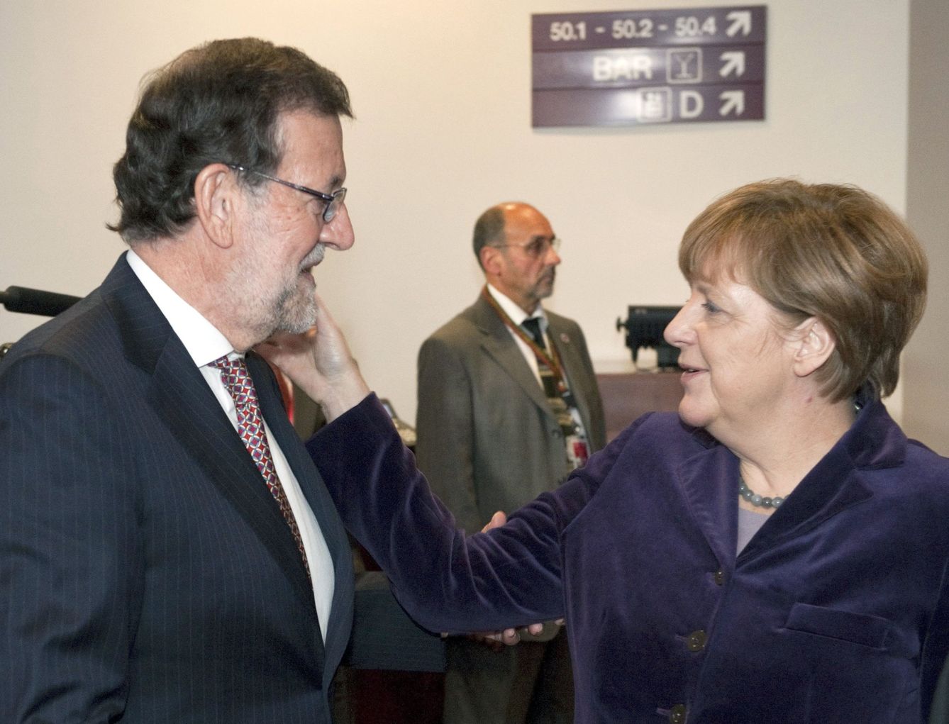 Rajoy y Merkel. (EFE)