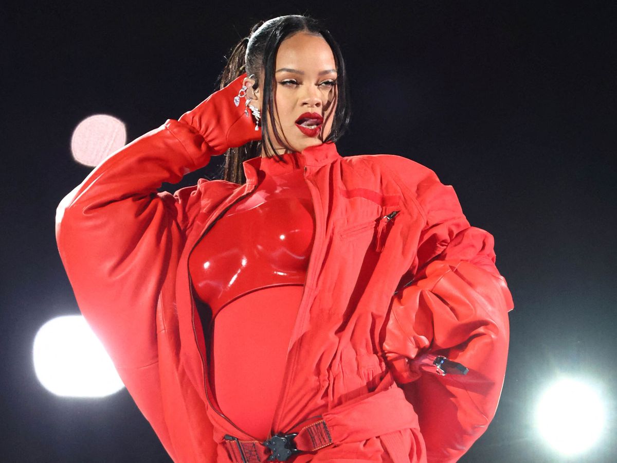 Foto: Rihanna en la actuación de la Super Bowl (REUTERS)