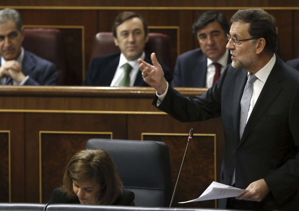 Foto: El presidente del Gobierno, Mariano Rajoy, en la sesión de control de este miércoles en el Congreso (EFE).