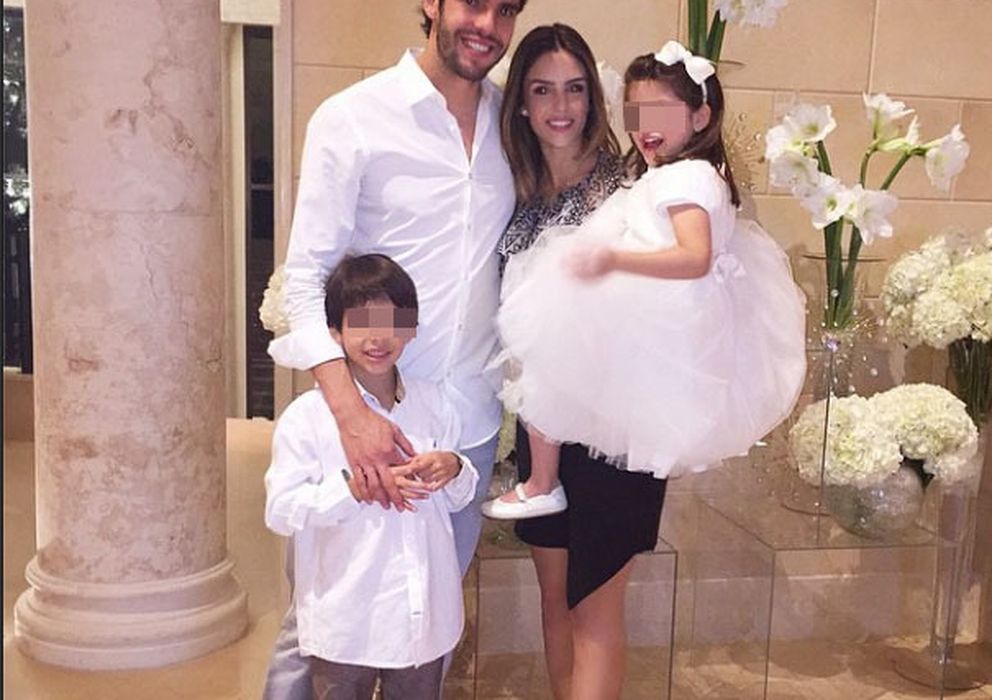 Foto: El exmadridista Kaká y su mujer Caroline Celico esta Navidad (Instagram)