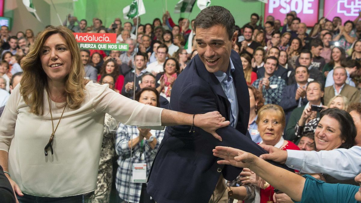 Susana Díaz advierte al PSOE y Sánchez de que ''no se pueden acomplejar'' con Podemos