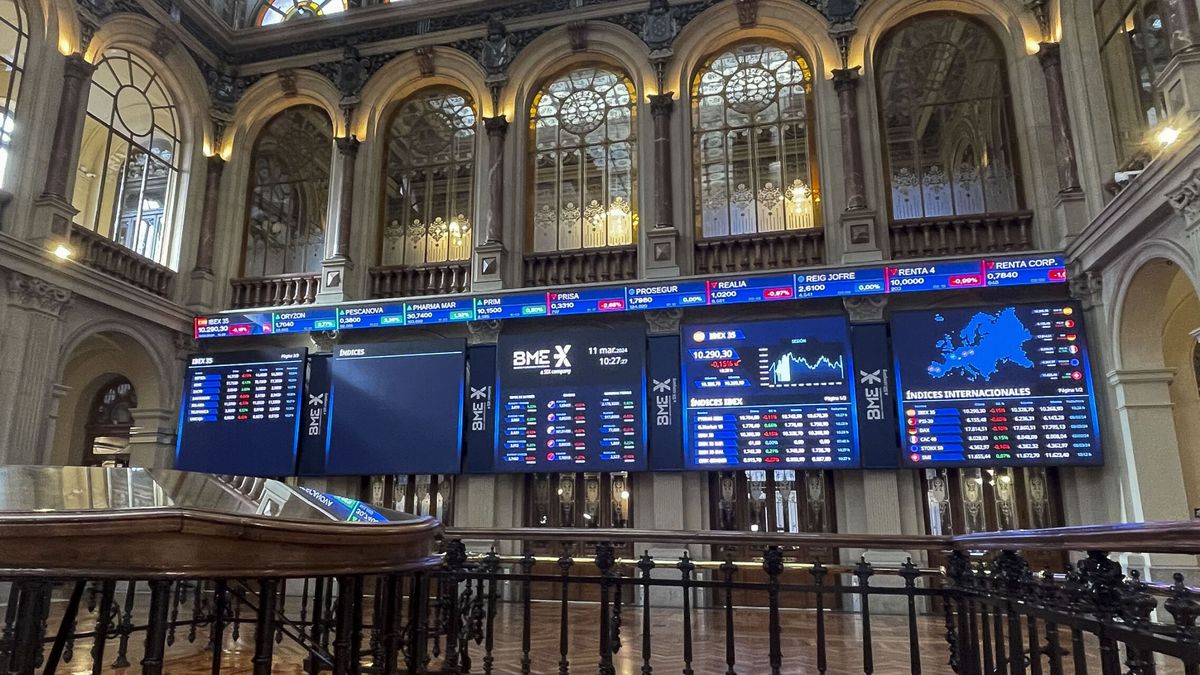 Bolsa e Ibex 35, en directo | Wall Street se tiñe de verde tras el descenso del IPC subyacente de EEUU