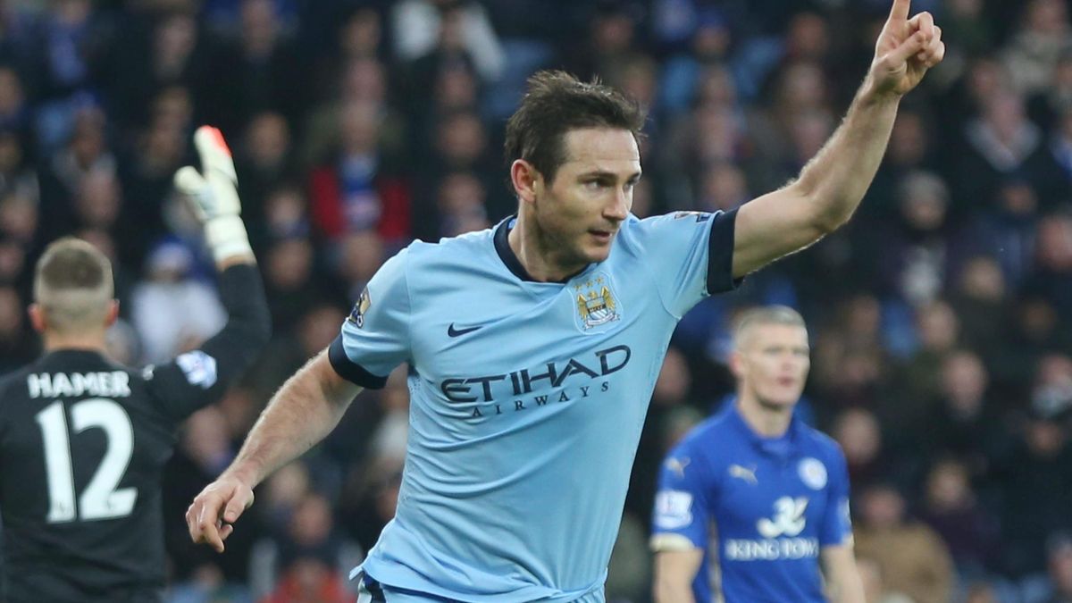 Lampard da el triunfo al Manchester City pero 'su' Chelsea regresa a la victoria
