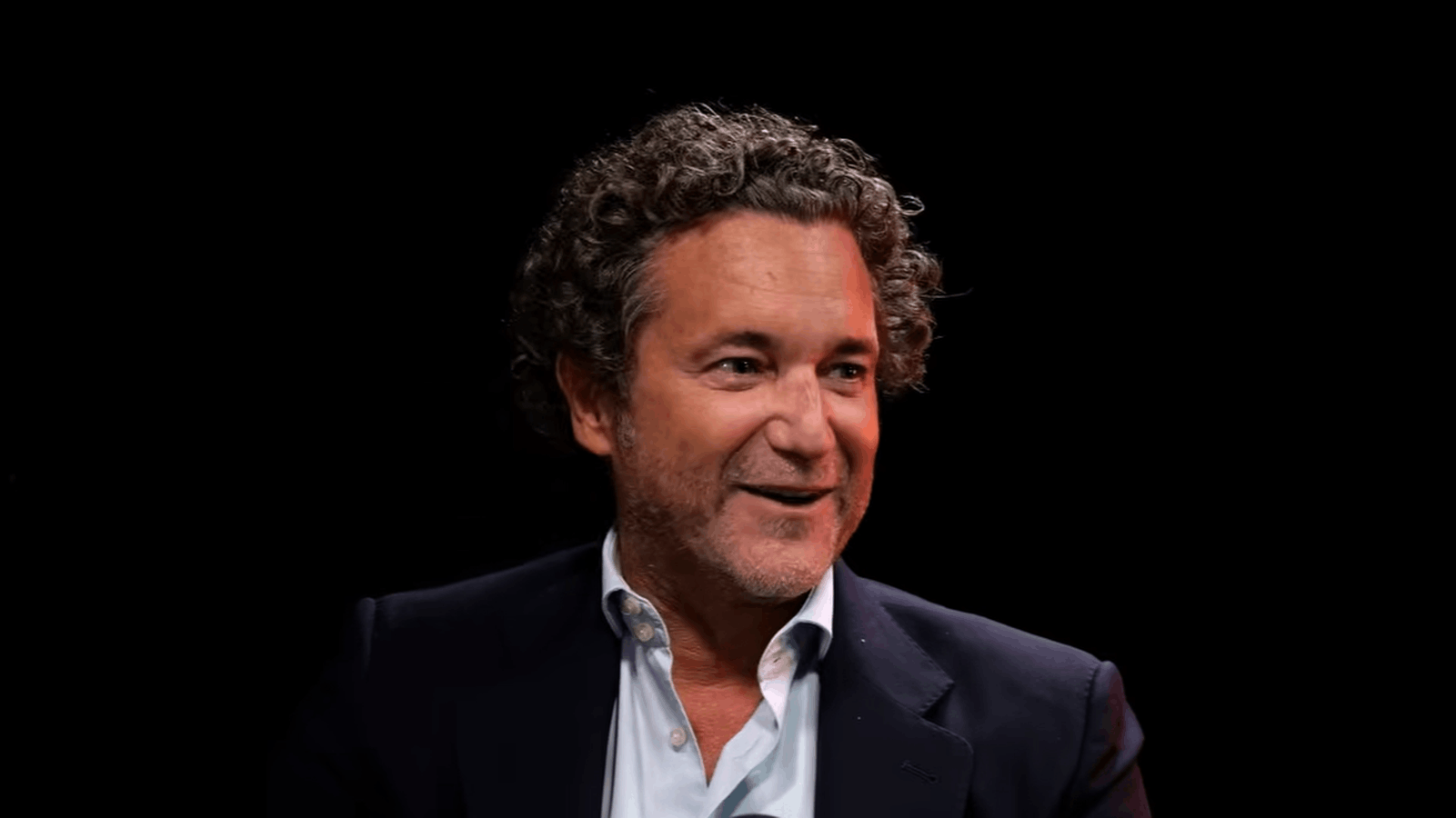 Jaime Jiménez, dentista: "Yo creo que hay dos tipos de consultas, las de tratamiento y las que yo llamo 'una experiencia'"