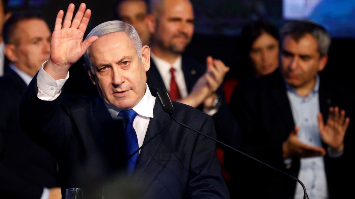 Crisis histórica en Israel: Netanyahu, imputado por fraude y soborno