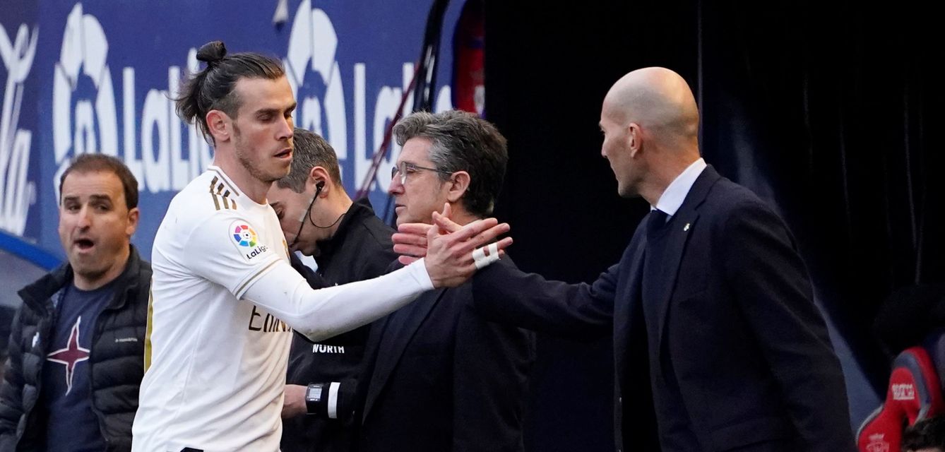 Bale y Zidane en Pamplona. (Reuters)