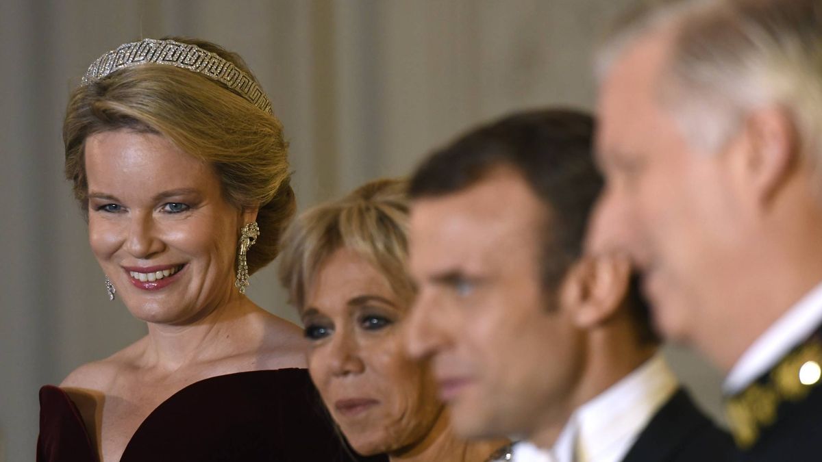 Cena de gala en Bélgica: la poca originalidad de Brigitte Macron y la elegancia de Matilde 