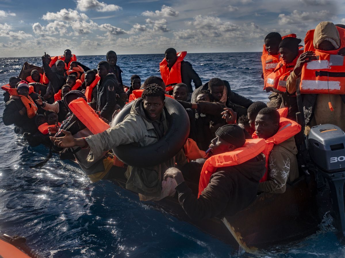 Foto: Rescates de migrantes en el mar Mediterráneo. (Europa Press/Antonio Sempere) 