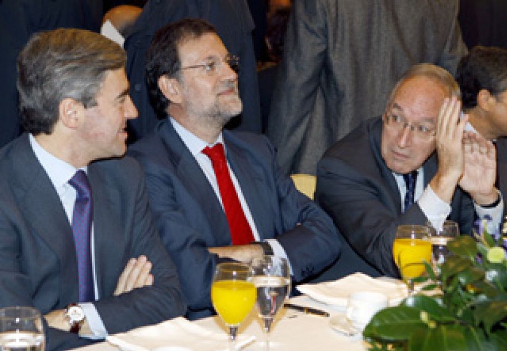 Foto: Rajoy reacciona y convoca a su equipo económico para analizar el ‘crash’