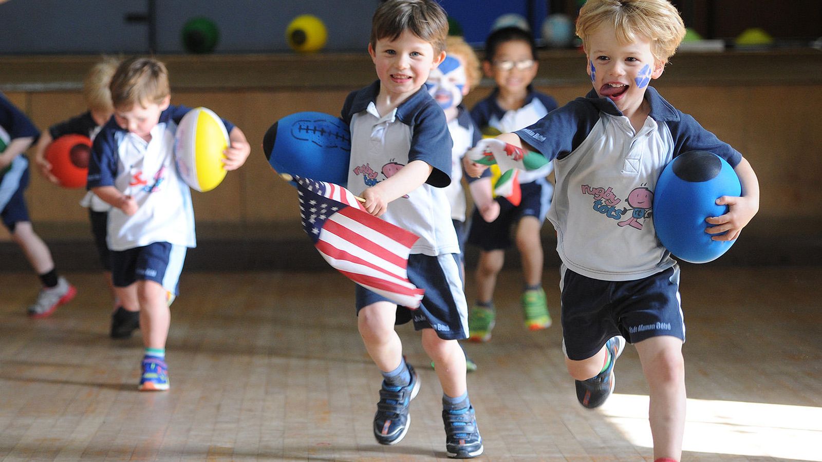 Foto: Niños de Rugbytots en otros países.