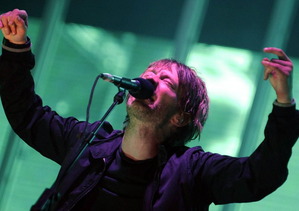 Foto:  El vocalista y guitarrista de la banda británica Radiohead, Thom Yorke, en el Festival Frequency de 2009. (EFE)