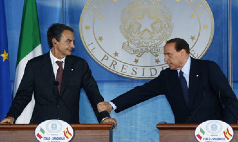 Foto: La receta fiscal de Berlusconi no es la de Zapatero: ante la crisis, bajada de impuestos