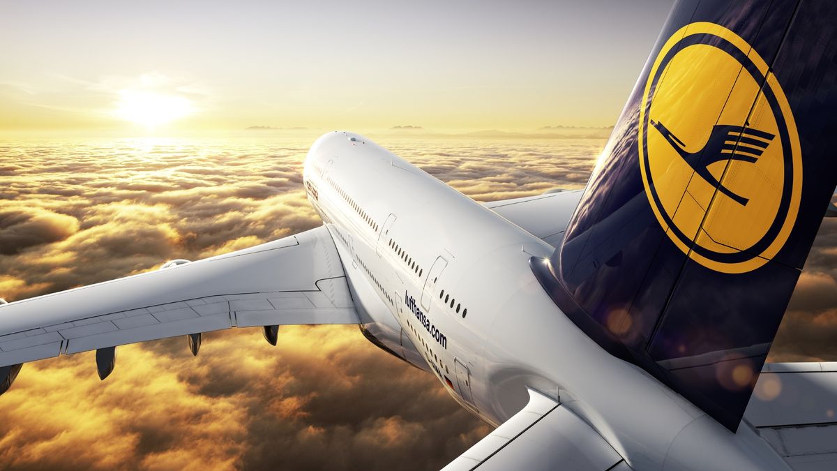 Aeropuertos y aerolíneas siguen sufriendo en bolsa tras el profit warning de Lufthansa