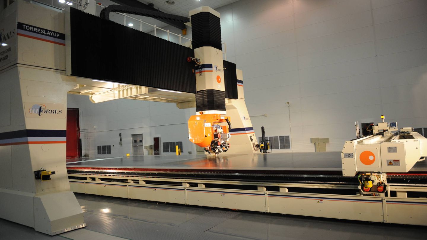 Maquinaria de MTorres para la fibra de carbono que  se trata en la planta de Airbus en Harbin. (Foto: Airbus)