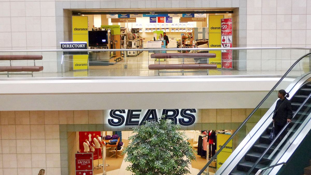 La crisis del retail se ceba con Sears en EEUU pero respeta a El Corte Inglés en España