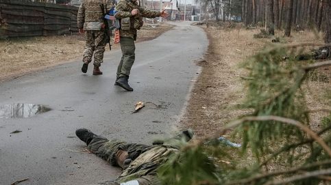 Autosabotaje y moral baja: el estado de las tropas de Putin tras más de un mes de guerra