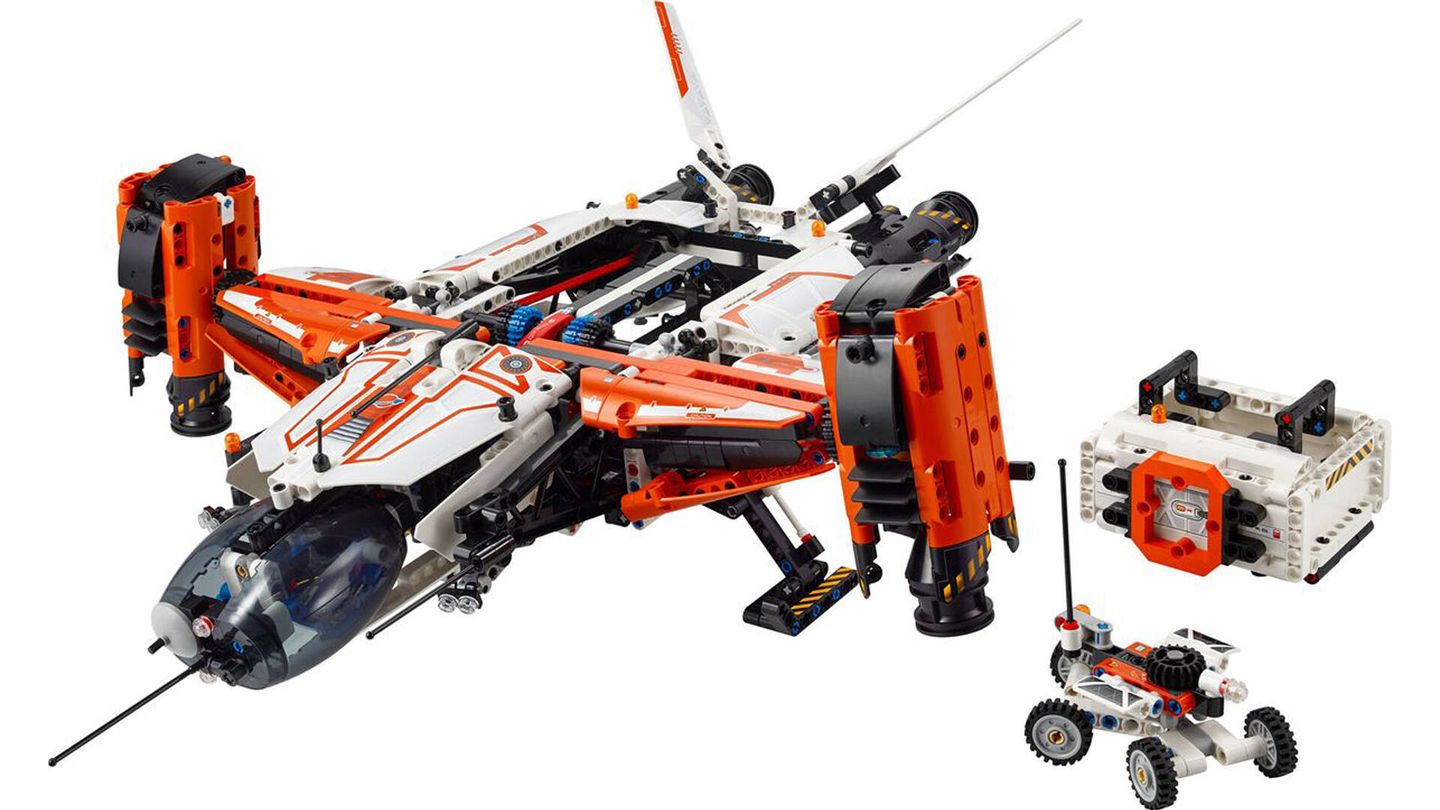 VTOL Heavy Cargo Spaceship. (Lego)