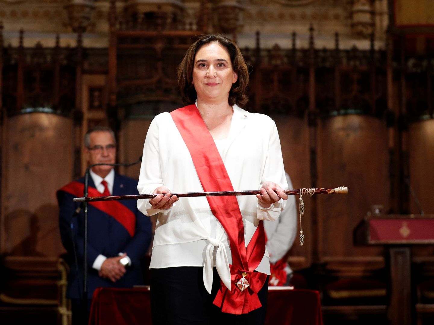 Ada Colau tras revalidar su cargo como alcaldesa de Barcelona. (EFE)