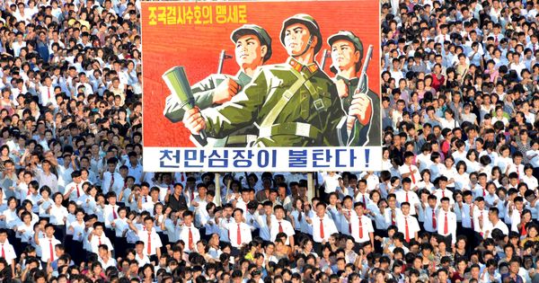 Foto: Desfile en Pyongyang en apoyo del plan de misiles contra Guam, el 9 de agosto de 2017. (Reuters)